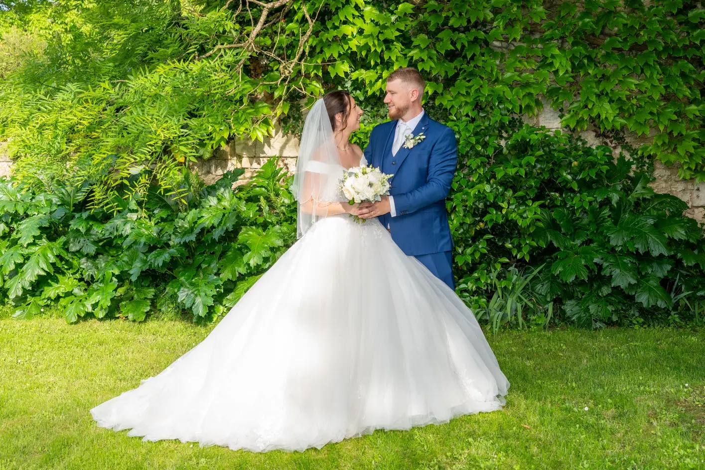 Mariage : la séance photo de couple pour des photos qui vous suivront toute votre vie !